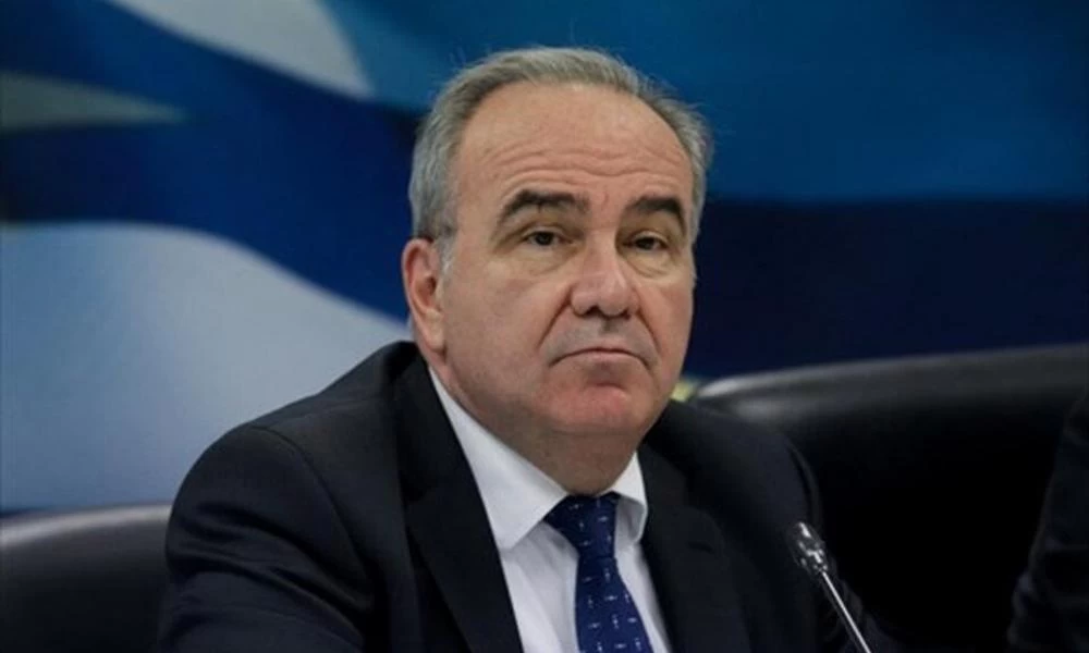 Παπαθανάσης: «Θα στηρίξουμε τις επιχειρήσεις μέχρι το τέλος της πανδημίας»